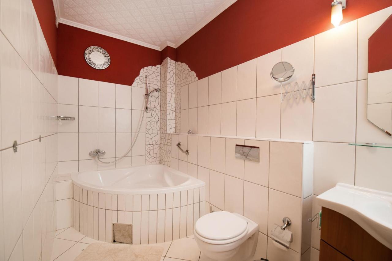 Apartman Mediterraneo Supetar Exterior photo